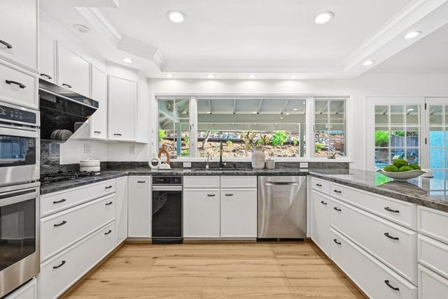 2741 Waltham Cross Street, Belmont, CA 94002