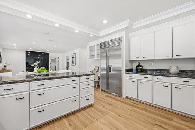 2741 Waltham Cross Street, Belmont, CA 94002