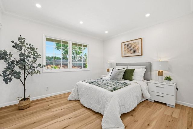 2741 Waltham Cross Street, Belmont, CA 94002