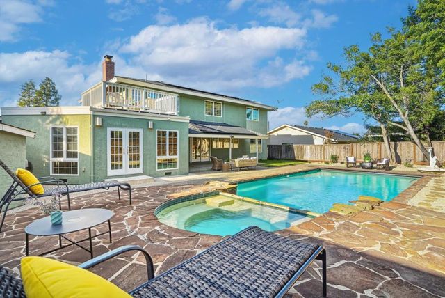 2741 Waltham Cross Street, Belmont, CA 94002