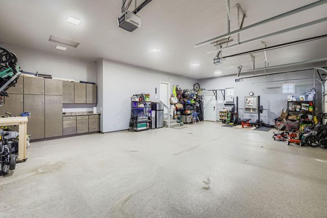 5676 Garden Drive, Woodbury, MN 55129