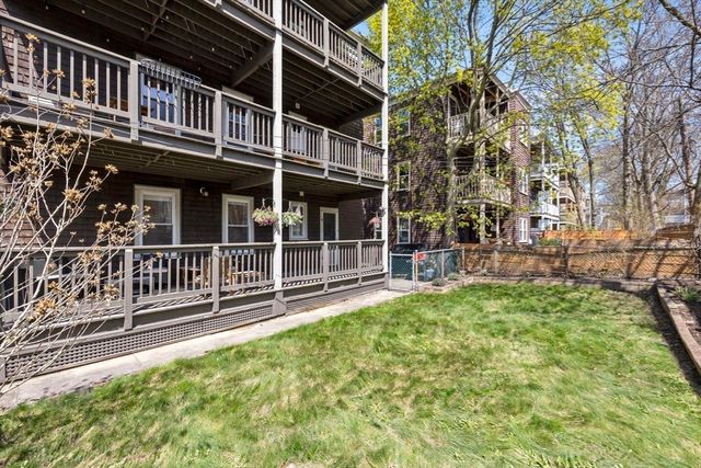 33 Rosemont 1, Boston, MA 02122