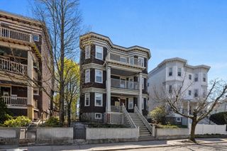 33 Rosemont 1, Boston, MA 02122