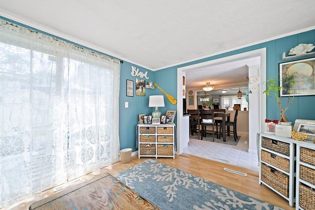 610 Center St, Pembroke, MA 02359