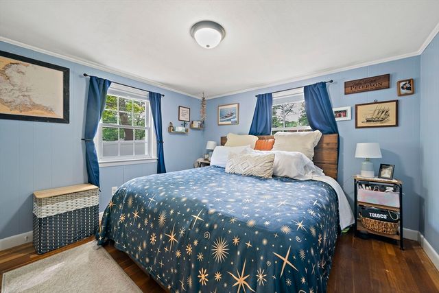 610 Center St, Pembroke, MA 02359