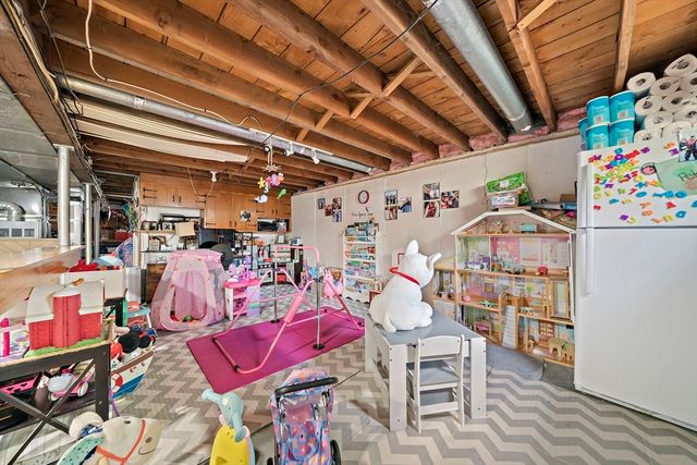 610 Center St, Pembroke, MA 02359