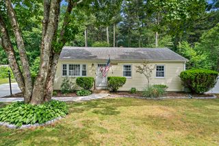 610 Center St, Pembroke, MA 02359