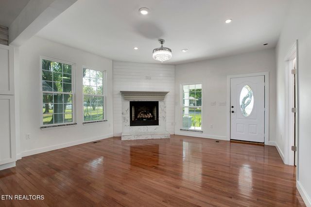 519 Highland St, Kingston, TN 37763