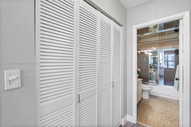 2500 Parkview Dr 1604, Hallandale Beach, FL 33009