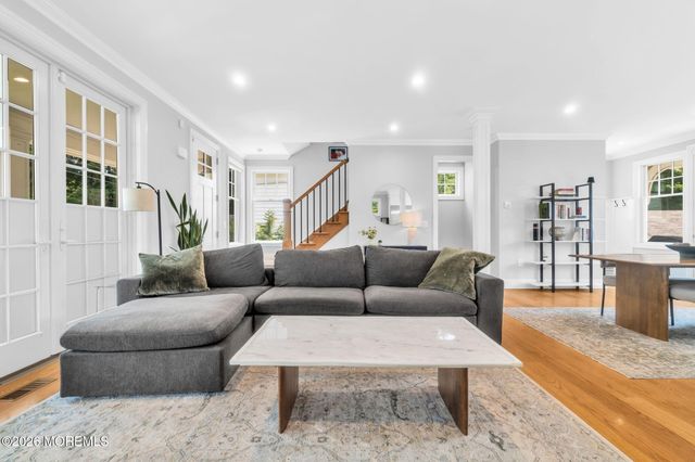 16 Storms Avenue, Park Ridge, NJ 07656
