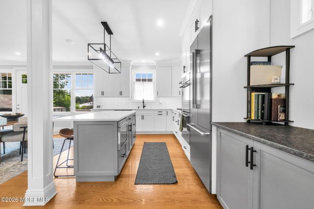 16 Storms Avenue, Park Ridge, NJ 07656
