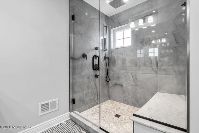 16 Storms Avenue, Park Ridge, NJ 07656