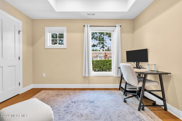 16 Storms Avenue, Park Ridge, NJ 07656
