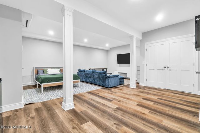 16 Storms Avenue, Park Ridge, NJ 07656