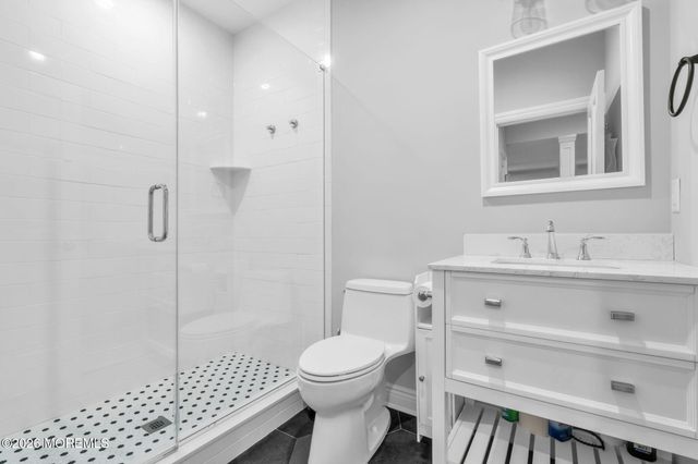 16 Storms Avenue, Park Ridge, NJ 07656