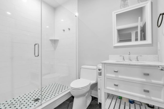 16 Storms Avenue, Park Ridge, NJ 07656