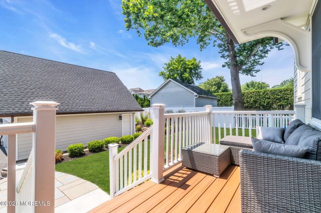 16 Storms Avenue, Park Ridge, NJ 07656