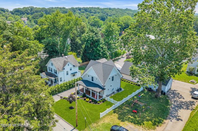 16 Storms Avenue, Park Ridge, NJ 07656
