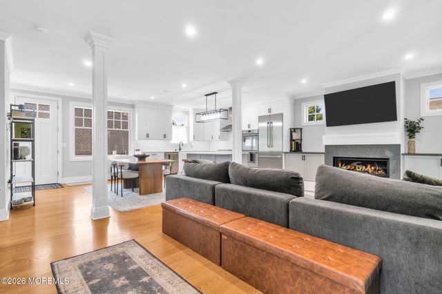 16 Storms Avenue, Park Ridge, NJ 07656