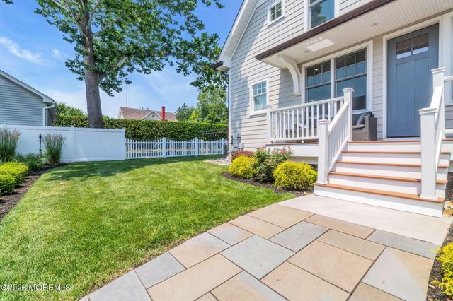 16 Storms Avenue, Park Ridge, NJ 07656