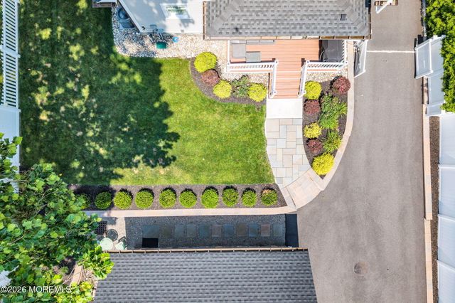 16 Storms Avenue, Park Ridge, NJ 07656