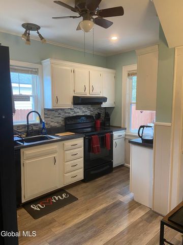 120 Washington Road, Scotia, NY 12302