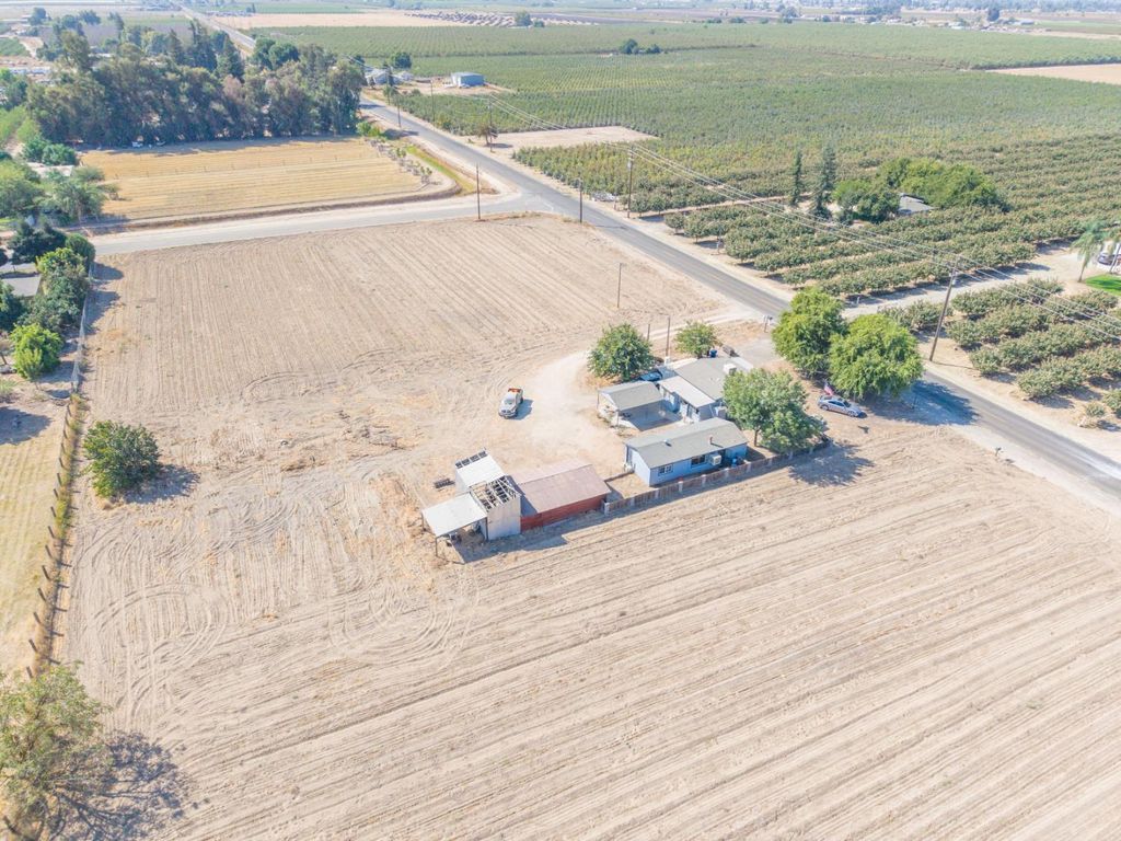 Image 51 of property listing at 10426 S Bethel Avenue, Selma, CA 93662