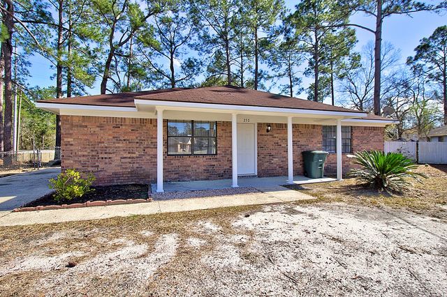 252 Whitetail Circle, Hinesville, GA 31313