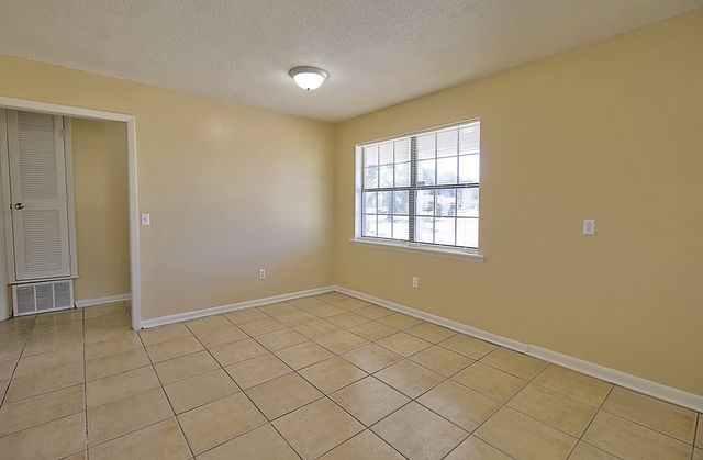 252 Whitetail Circle, Hinesville, GA 31313