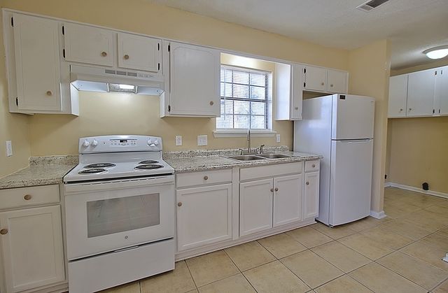 252 Whitetail Circle, Hinesville, GA 31313