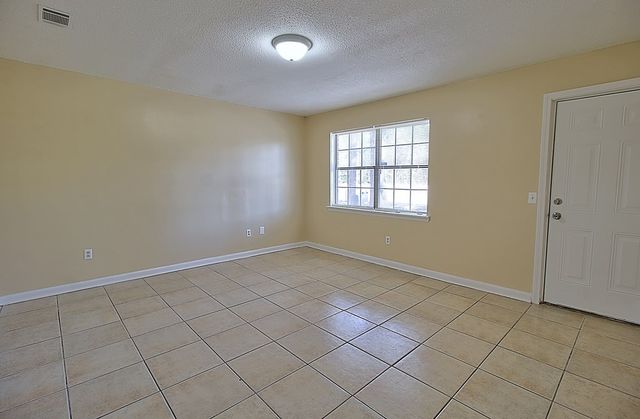 252 Whitetail Circle, Hinesville, GA 31313