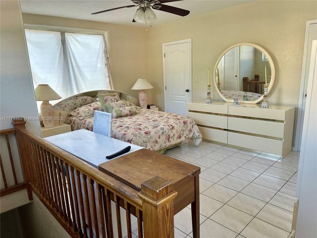 870 NW 14th Ct, Miami, FL 33125