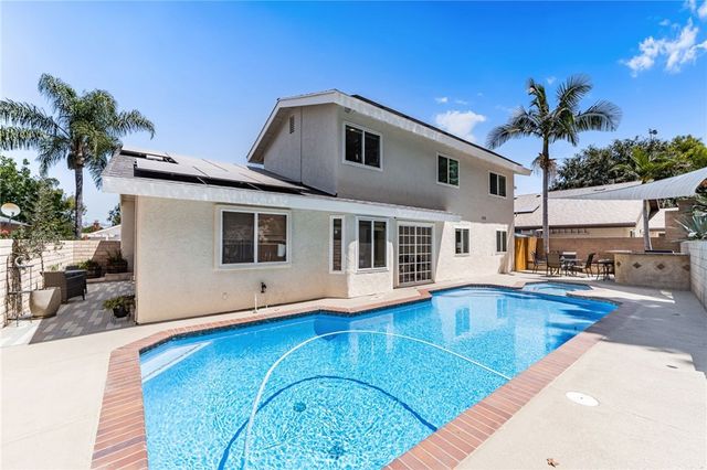 254 Las Riendas, Fullerton, CA 92835