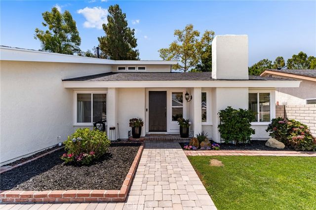 254 Las Riendas, Fullerton, CA 92835