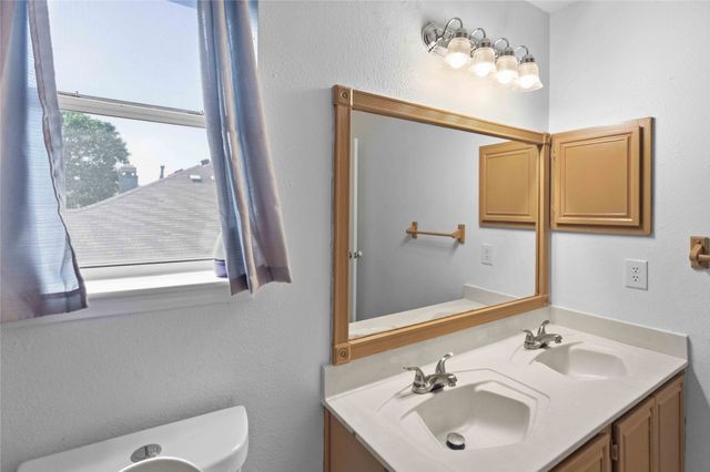 908 Chauvin Drive, Cedar Hill, TX 75104