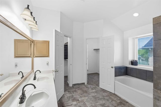 908 Chauvin Drive, Cedar Hill, TX 75104