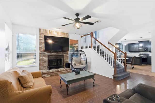 908 Chauvin Drive, Cedar Hill, TX 75104
