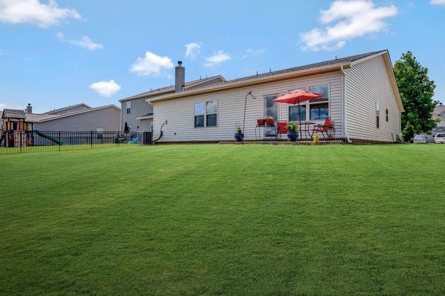 2918 Hen Brook Dr, Columbia, TN 38401