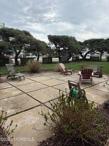 548 Ocean Boulevard, 17, Long Branch, NJ 07740