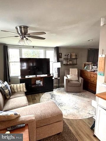 4715 GIRTON AVE, Shady Side, MD 20764