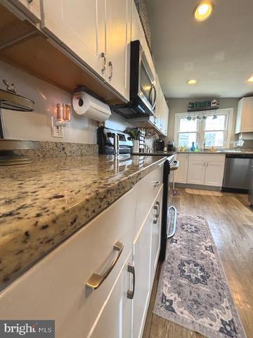 4715 GIRTON AVE, Shady Side, MD 20764