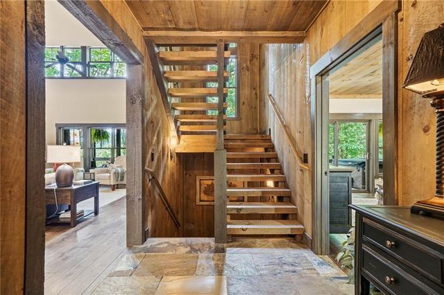 427 Greystone Trace, Ellijay, GA 30536