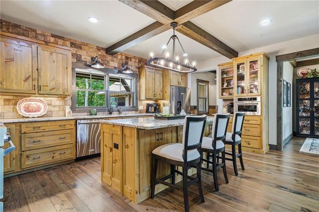 427 Greystone Trace, Ellijay, GA 30536