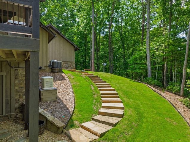 427 Greystone Trace, Ellijay, GA 30536