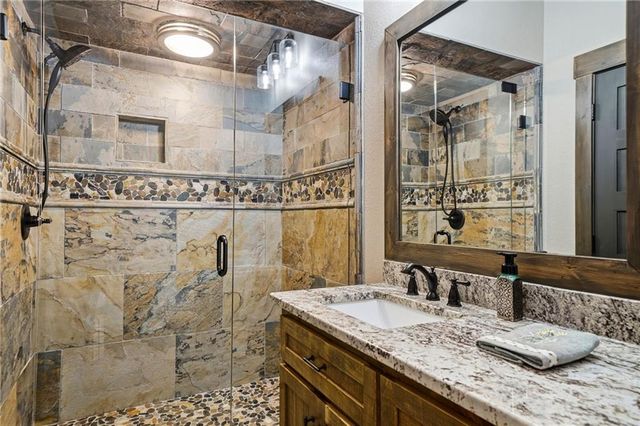 427 Greystone Trace, Ellijay, GA 30536