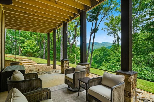 427 Greystone Trace, Ellijay, GA 30536