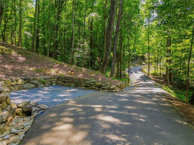 427 Greystone Trace, Ellijay, GA 30536