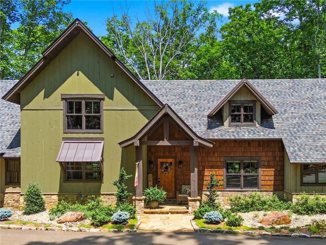 427 Greystone Trace, Ellijay, GA 30536