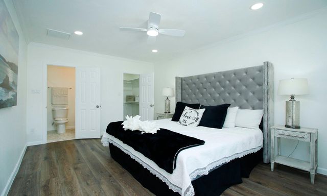 5313 De Lange Lane, Houston, TX 77092