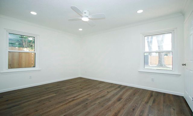 5313 De Lange Lane, Houston, TX 77092